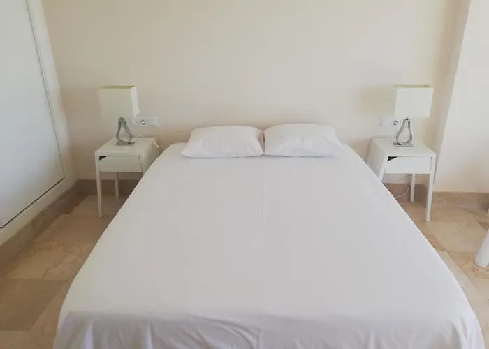 Castillo De Santa Clara 05 Apartment